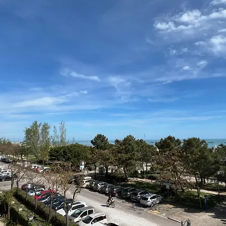 Flora Hotel Cesenatico